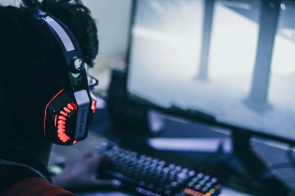 Gaming-Headset im Einsatz beim Zocken