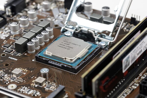 CPU oder GPU aufrüsten CPU oder GPU aufrüsten